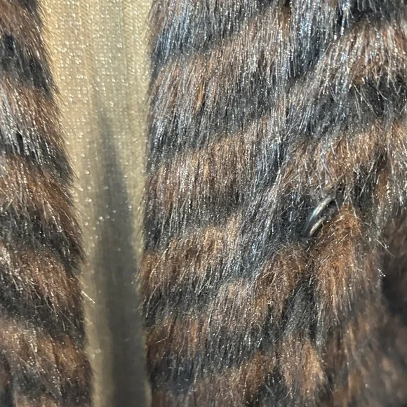 Plush Chevron Teddy Jacket in Brown - Picture 4 of 7